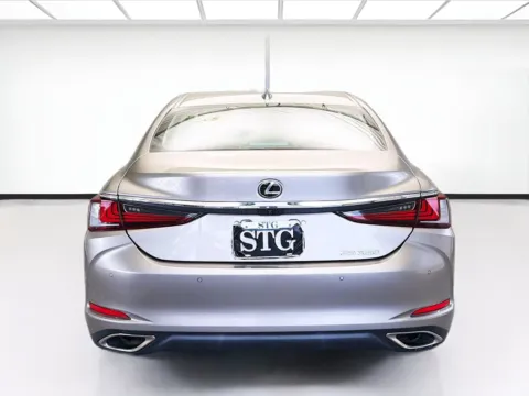 More photos of 2019 Lexus ES 350 Luxury at STG Montclair, CA