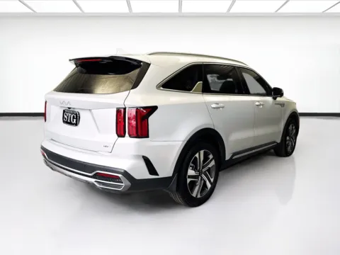 More photos of 2023 Kia Sorento Hybrid SX Prestige at STG Montclair, CA