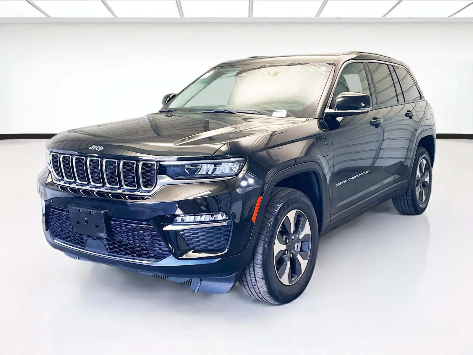 Black 2022 Jeep Grand Cherokee 4xe for sale in Montclair, CA