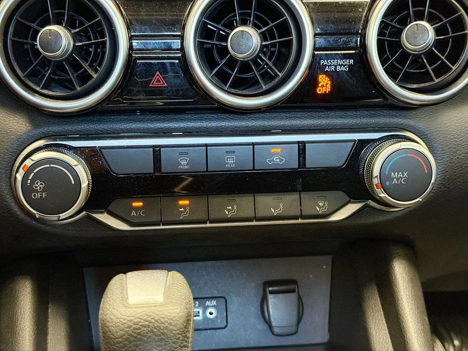 2022 Nissan Sentra SV photo 4