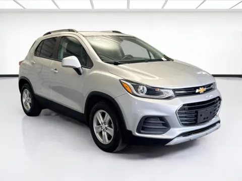 Another view of 2021 Chevrolet Trax LT for sale in Montclair, CA at STG Montclair