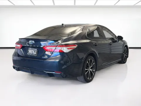 More photos of 2020 Toyota Camry Hybrid SE at STG Montclair, CA