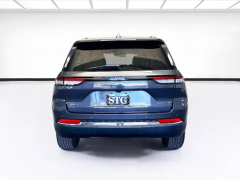 More photos of 2022 Jeep Grand Cherokee Limited at STG Montclair, CA