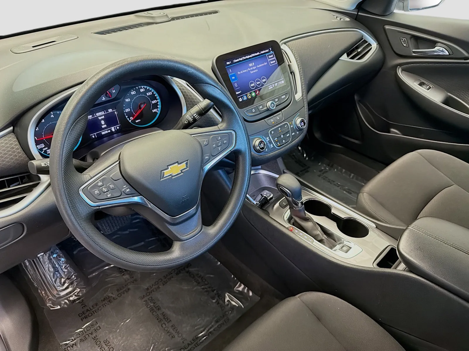 2024 Chevrolet Malibu 1LT photo 3