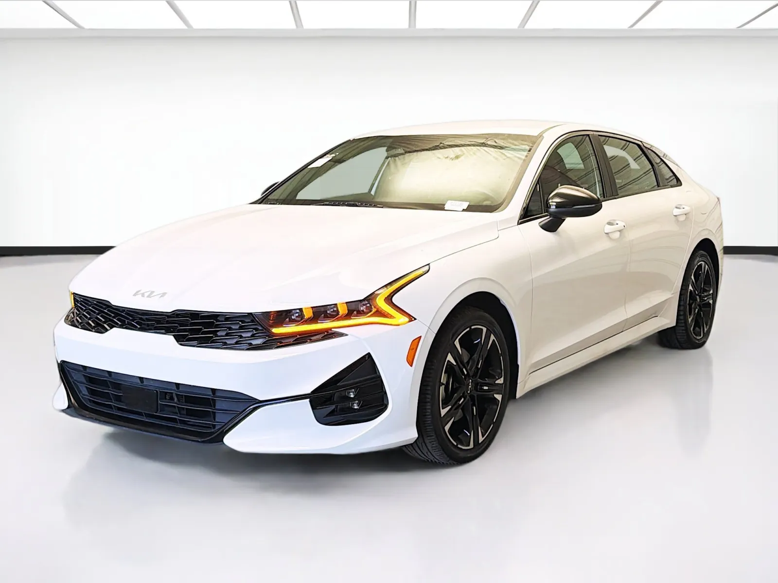 White 2024 Kia K5 GT-Line for sale in Montclair, CA