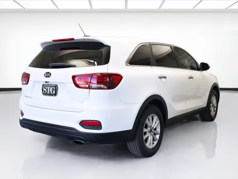 More photos of 2020 Kia Sorento L at STG Montclair, CA
