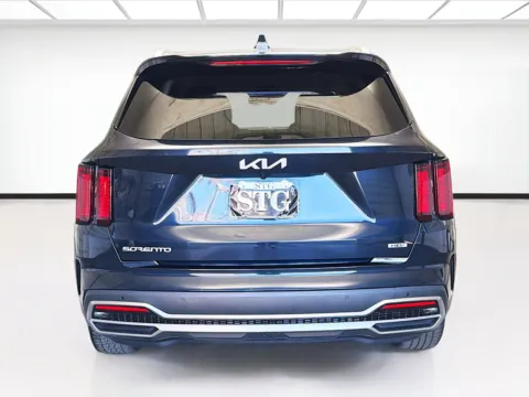 More photos of 2023 Kia Sorento Hybrid EX at STG Montclair, CA