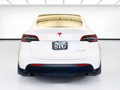 More photos of 2023 Tesla Model Y Long Range at STG Montclair, CA