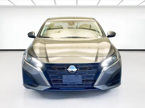 Photos of 2023 Nissan Altima 2.5 SV for sale in Montclair, CA at STG Montclair