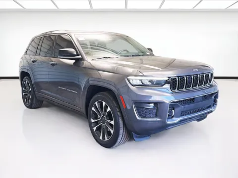 Another view of 2022 Jeep Grand Cherokee Overland for sale in Montclair, CA at STG Montclair