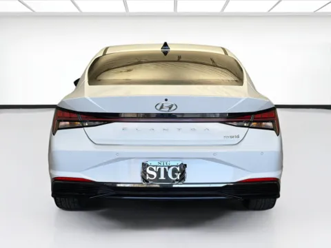 More photos of 2021 Hyundai Elantra Hybrid Limited at STG Montclair, CA