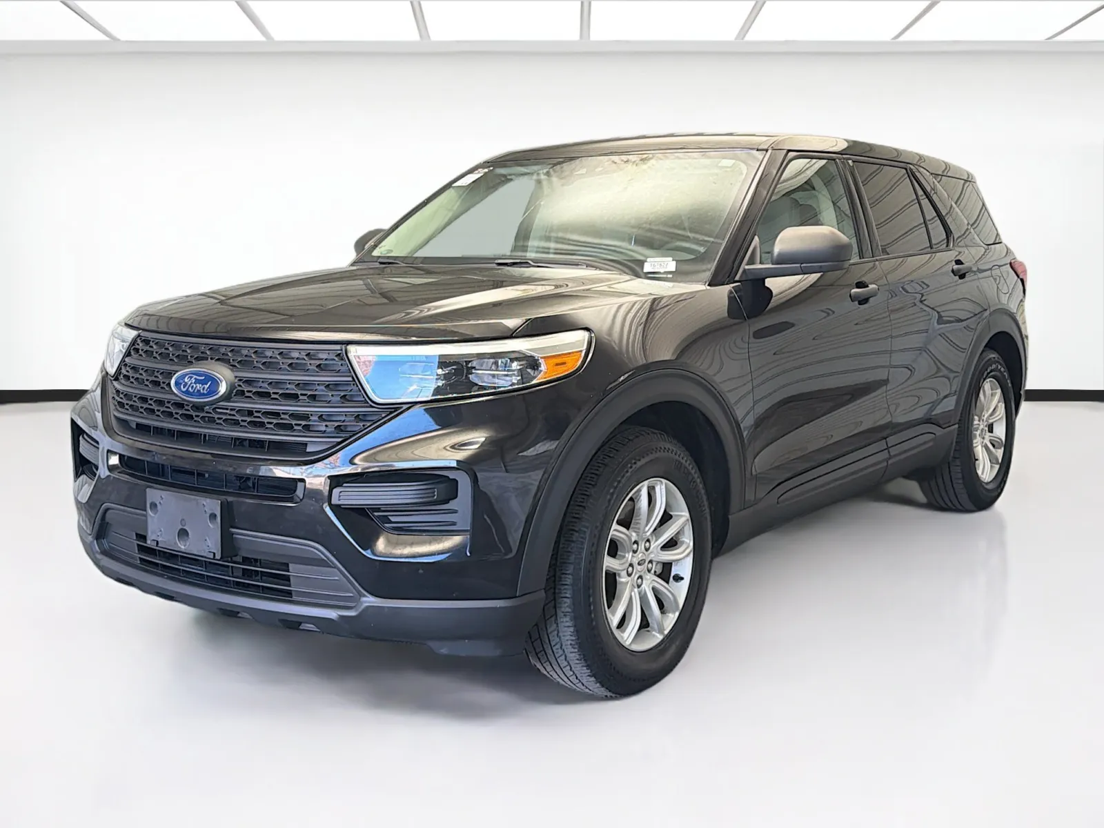 2020 Ford Explorer Base's photo