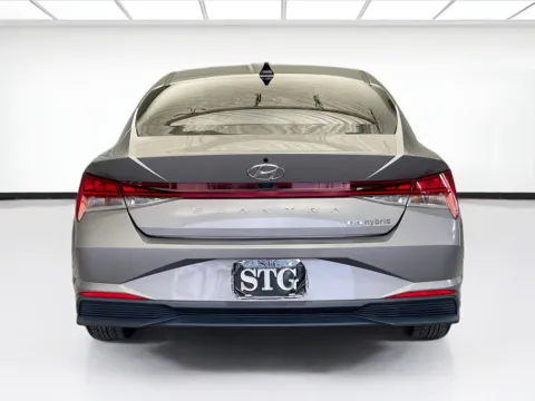 More photos of 2022 Hyundai Elantra Hybrid Blue at STG Montclair, CA