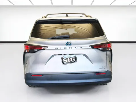 More photos of 2022 Toyota Sienna LE 8 Passenger at STG Montclair, CA