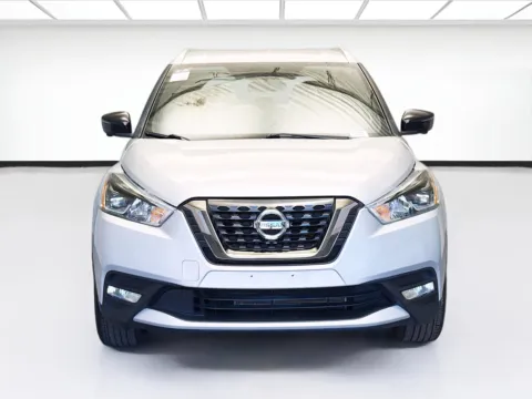 Photos of 2019 Nissan Kicks SR for sale in Montclair, CA at STG Montclair