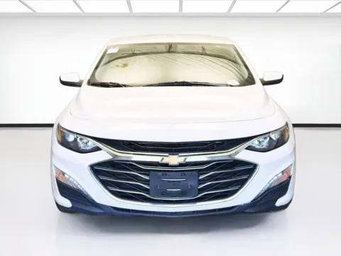 Photos of 2022 Chevrolet Malibu LT for sale in Montclair, CA at STG Montclair