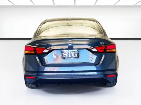 More photos of 2022 Nissan Altima 2.5 SV at STG Montclair, CA