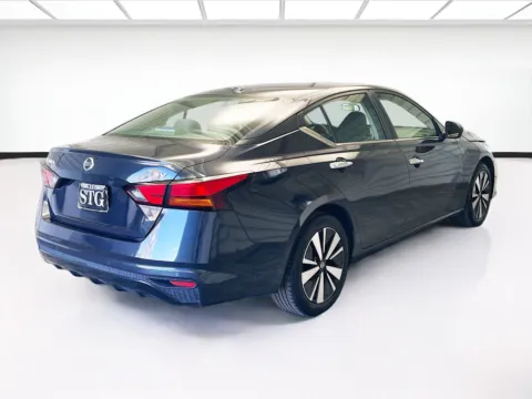More photos of 2022 Nissan Altima 2.5 SV at STG Montclair, CA