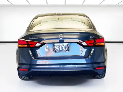 More photos of 2022 Nissan Altima 2.5 SV at STG Montclair, CA