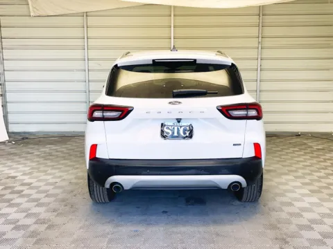 More photos of 2023 Ford Escape Plug-In Hybrid at STG Montclair, CA