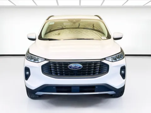 Photos of 2023 Ford Escape Plug-In Hybrid for sale in Montclair, CA at STG Montclair