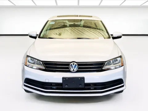 Photos of 2017 Volkswagen Jetta 1.4T SE for sale in Montclair, CA at STG Montclair