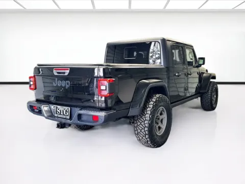 More photos of 2021 Jeep Gladiator Willys at STG Montclair, CA