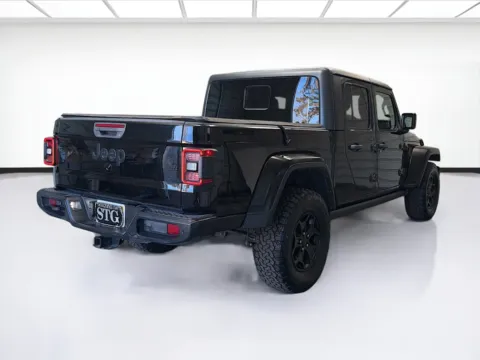 More photos of 2021 Jeep Gladiator Willys at STG Montclair, CA