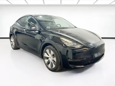 Another view of 2022 Tesla Model Y Long Range for sale in Montclair, CA at STG Montclair