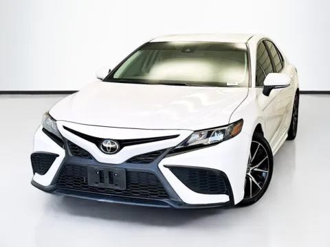 White 2023 Toyota Camry SE for sale in Montclair, CA