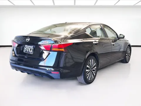More photos of 2023 Nissan Altima 2.5 SV at STG Montclair, CA