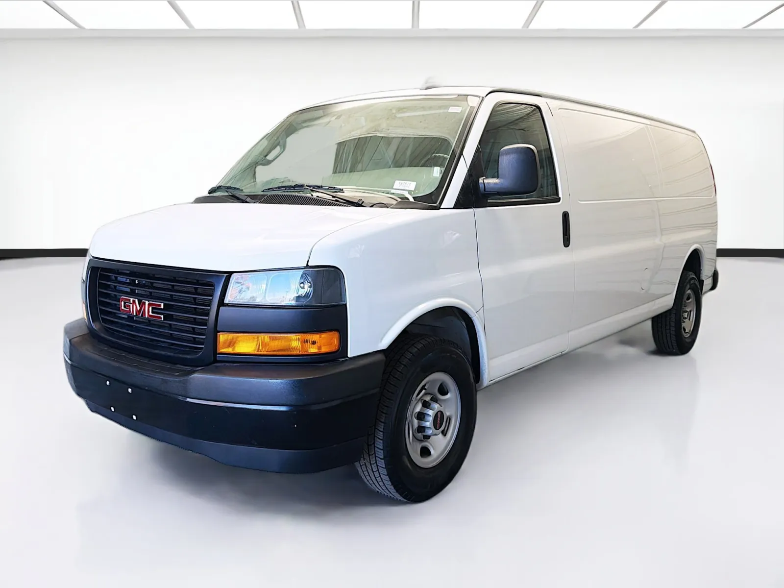 2023 GMC Savana Cargo