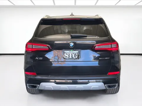 More photos of 2022 BMW X5 sDrive40i at STG Montclair, CA
