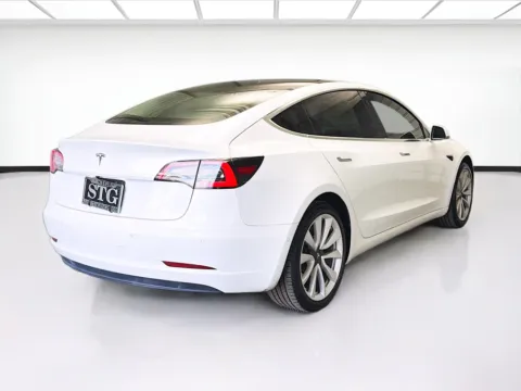 More photos of 2019 Tesla Model 3 Standard Range Plus at STG Montclair, CA