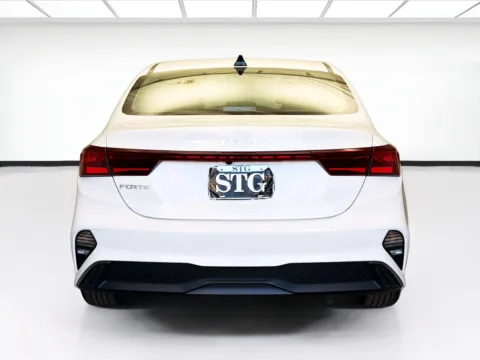 More photos of 2023 Kia Forte LXS at STG Montclair, CA