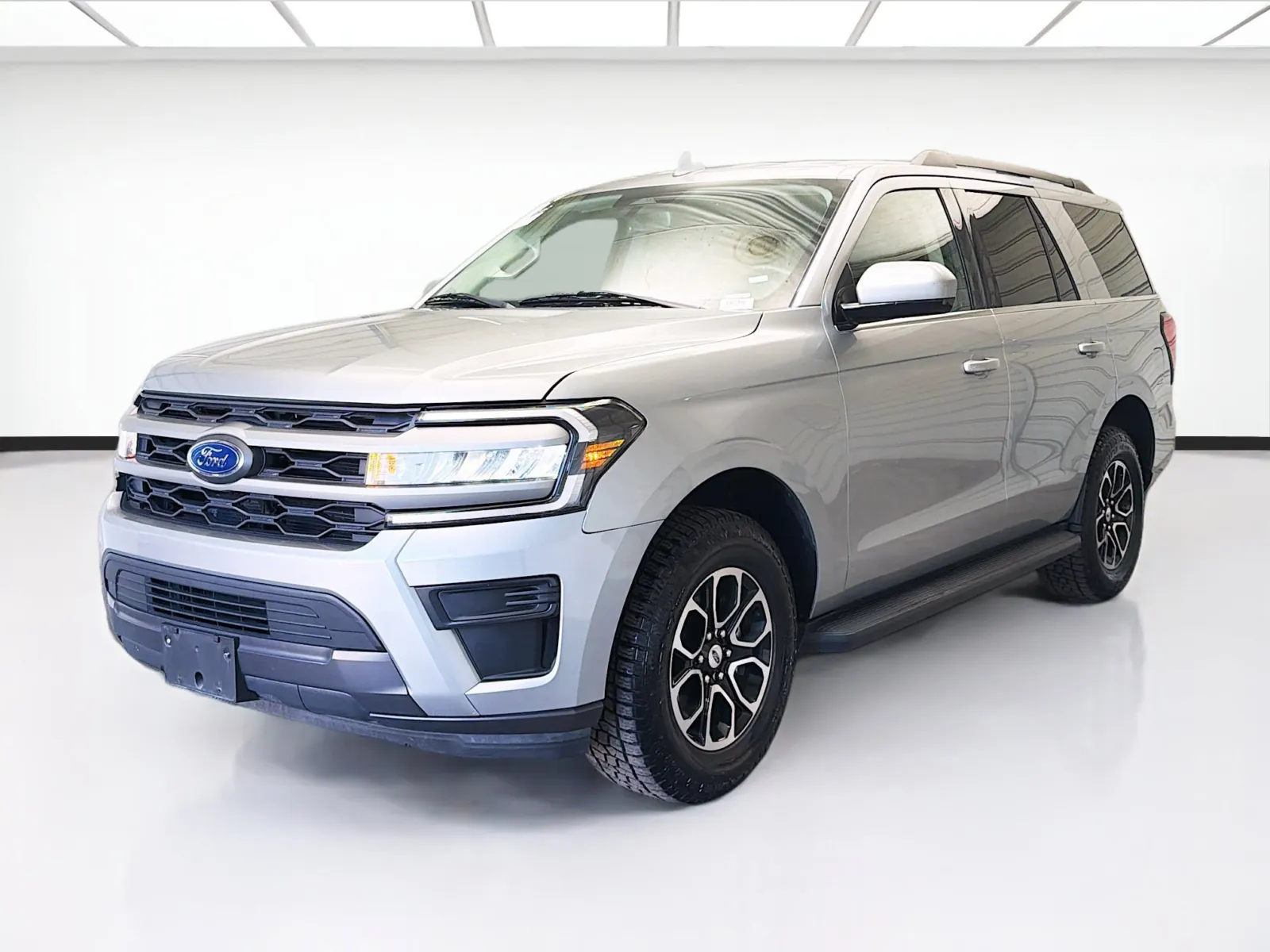 2024 Ford Expedition XLT's photo