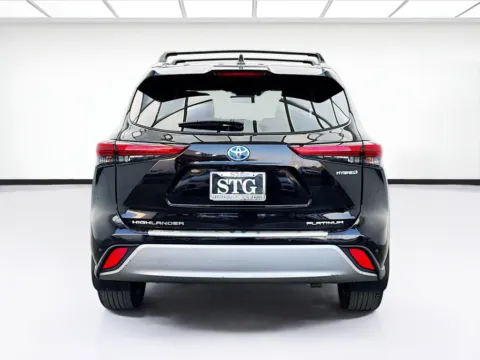 More photos of 2021 Toyota Highlander Hybrid Platinum at STG Montclair, CA