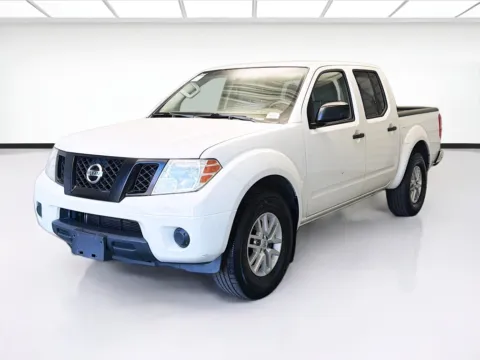 White 2019 Nissan Frontier SV for sale in Montclair, CA
