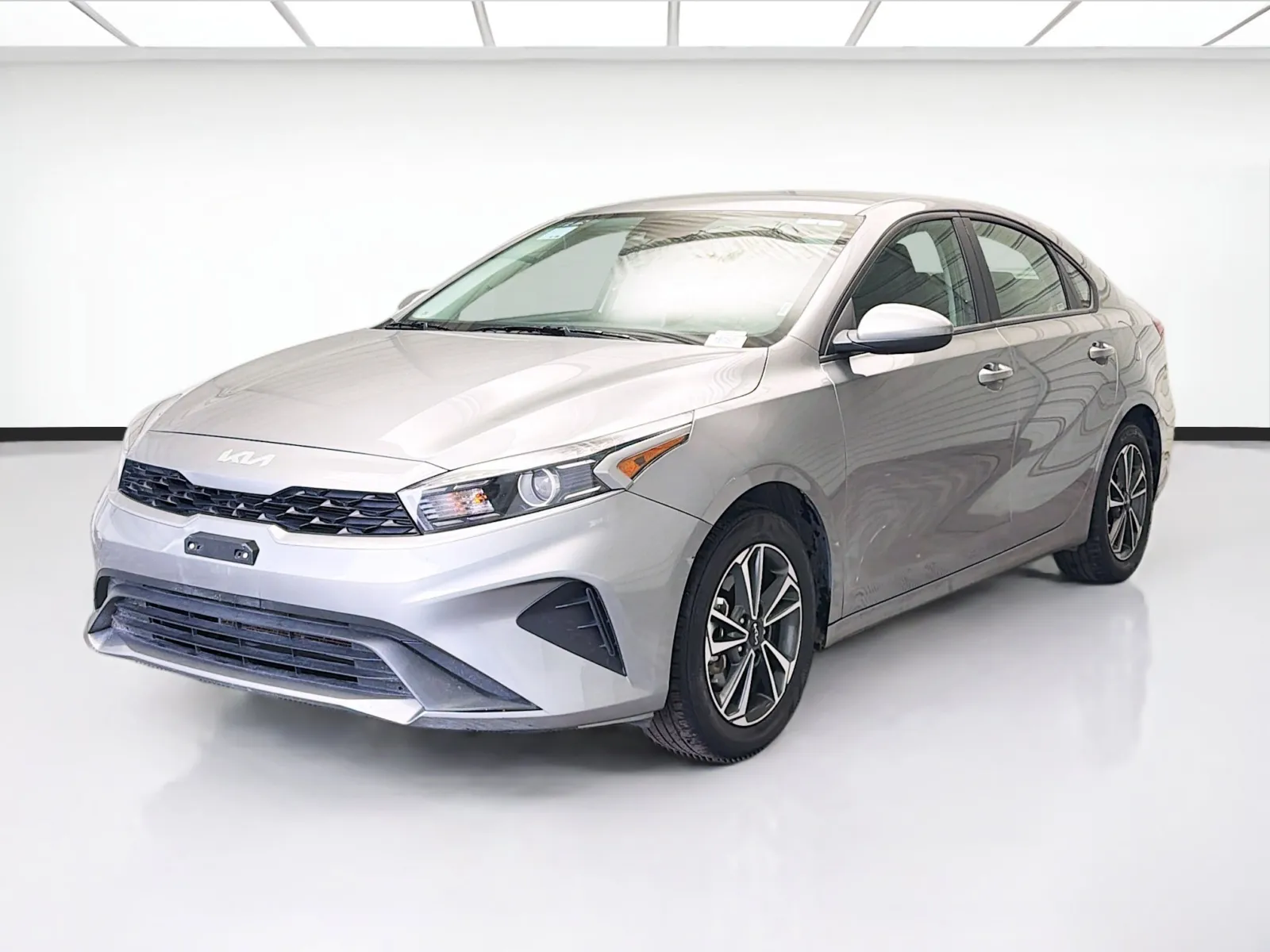 Gray 2024 Kia Forte LXS for sale in Montclair, CA