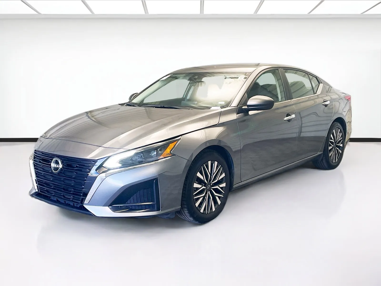 Gray 2024 Nissan Altima 2.5 SV for sale in Montclair, CA