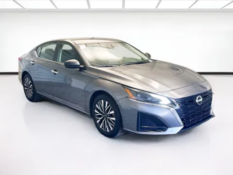 Another view of 2024 Nissan Altima 2.5 SV for sale in Montclair, CA at STG Montclair