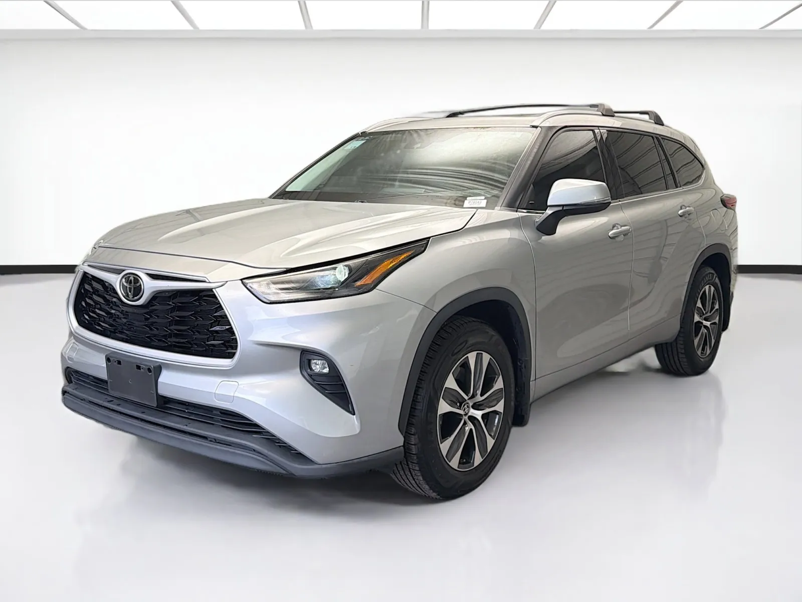 2022 Toyota Highlander XLE for sale in Montclair, CA