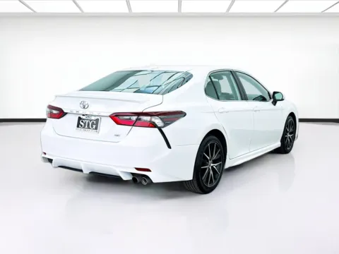 More photos of 2023 Toyota Camry SE at STG Montclair, CA