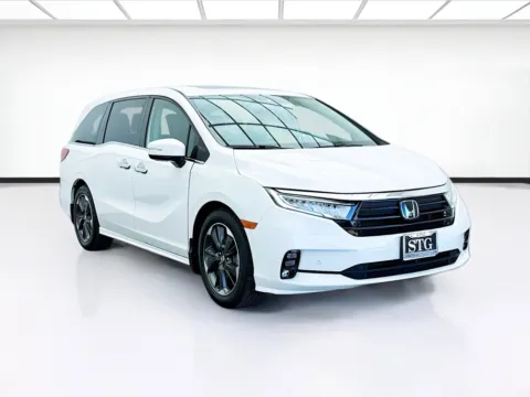Another view of 2024 Honda Odyssey Elite for sale in Montclair, CA at STG Montclair