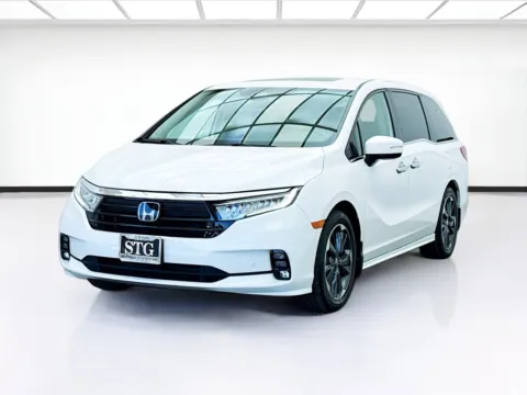 White 2024 Honda Odyssey Elite for sale in Montclair, CA