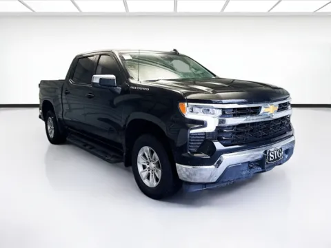 Another view of 2022 Chevrolet Silverado 1500 LT for sale in Montclair, CA at STG Montclair