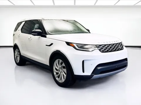 Another view of 2024 Land Rover Discovery S for sale in Montclair, CA at STG Montclair