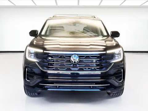 Photos of 2025 Volkswagen Atlas 2.0T SEL Premium R-Line for sale in Montclair, CA at STG Montclair