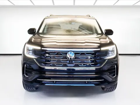 Photos of 2025 Volkswagen Atlas 2.0T SEL Premium R-Line for sale in Montclair, CA at STG Montclair