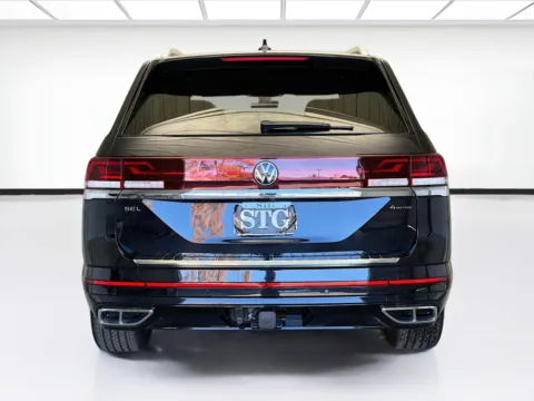 More photos of 2025 Volkswagen Atlas 2.0T SEL Premium R-Line at STG Montclair, CA